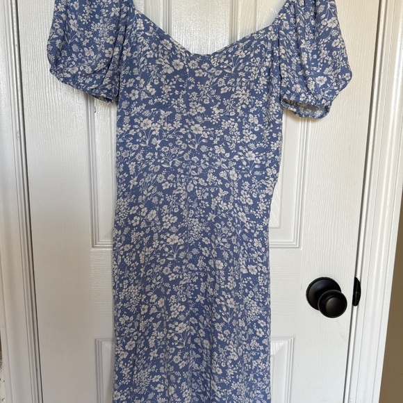 Altar’d state dress size small - Picture 3 of 4